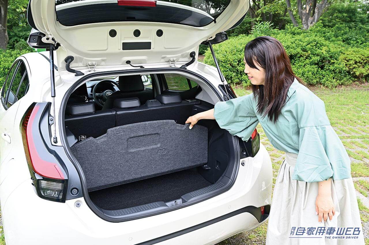 |まるも亜希子の「家族のクルマ選び」! 世界トップレベルの低燃費とゆとりの室内居住性が手に入る【トヨタ アクア】