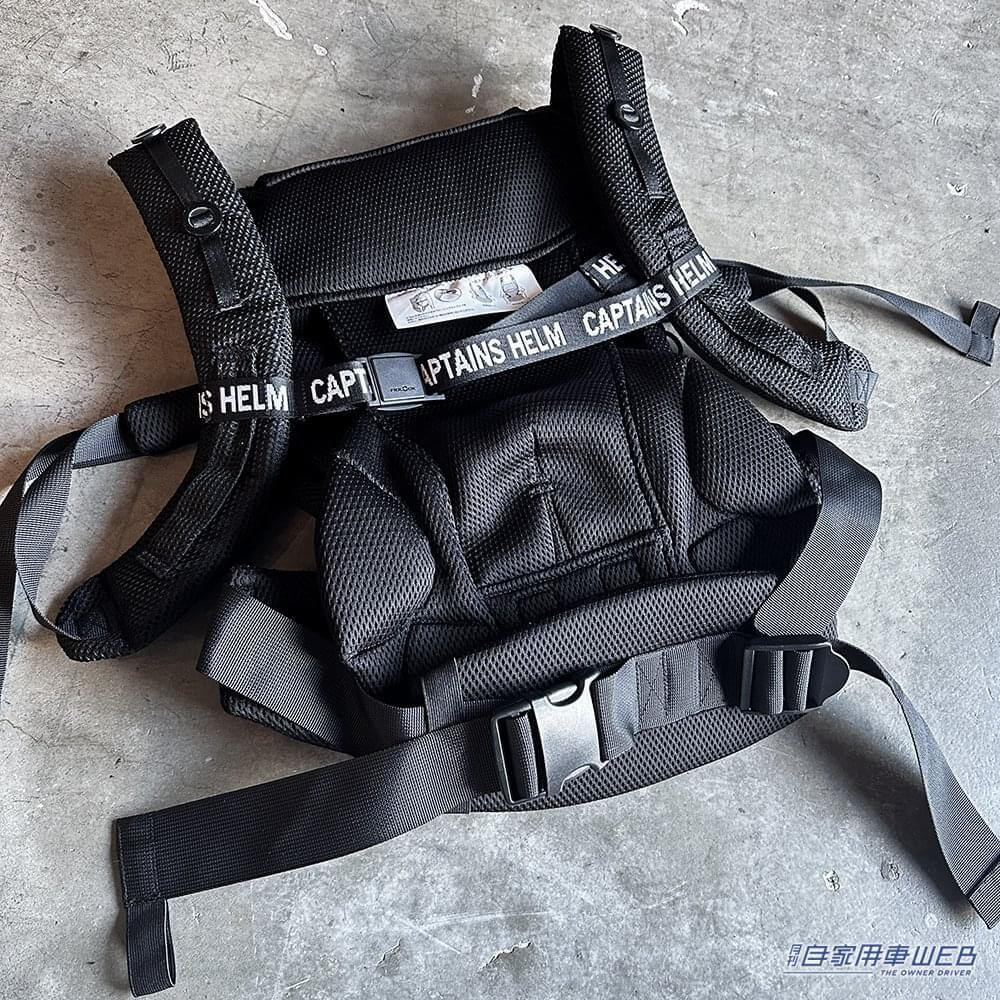 |子育て世代のドライバー必見! アパレルブランド「CAPTAINS HELM」とチャイルドシートの老舗ブランド「AILEBEBE」がコラボ! 最高にカッコいいベビーキャリアが登場