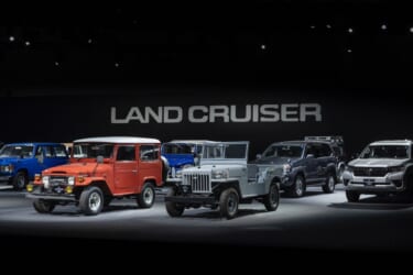 歴代ランドクルーザーが集結! サクッと画像で振り返るレアなランクルたち
