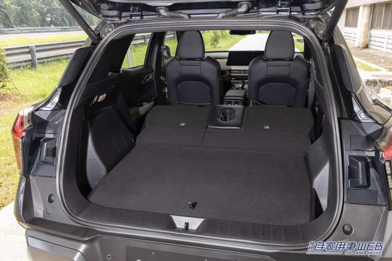 |三菱新型コンパクトSUV「エクスフォース」がインドネシア国際オートショーでワールドプレミア