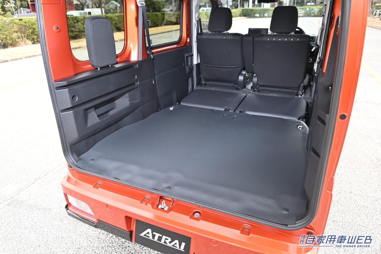 |商用車と侮るなかれ! 広々フラットな荷室狙いならば、有力候補に躍り出る実力派に注目すべし【ダイハツ・アトレー/スズキ・スペーシアベース/ホンダ・N-VAN】