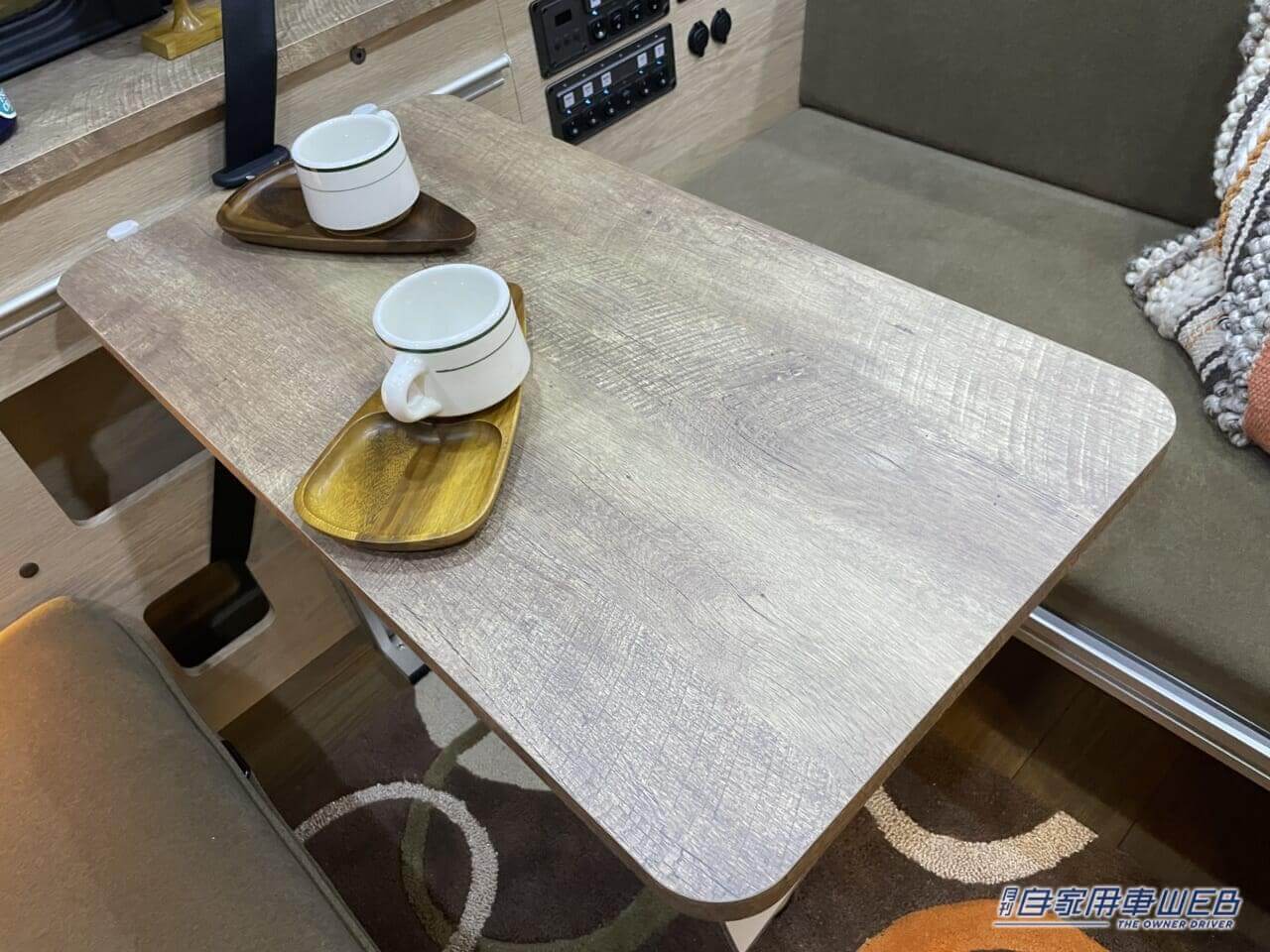 |広いボックス席が魅力! トヨタ ハイエースがベースのキャンパー