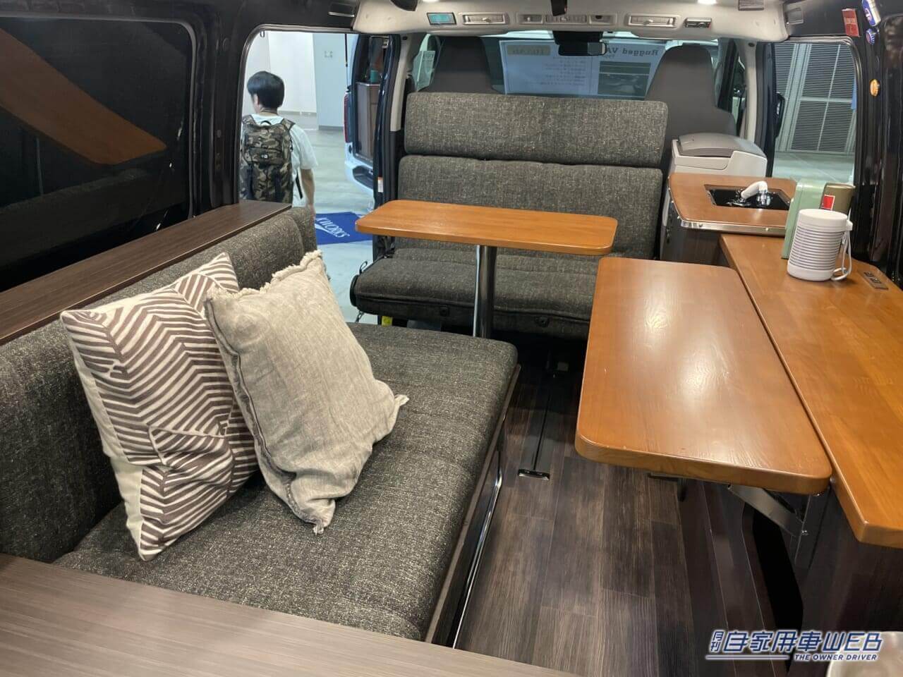 |ラフ&ワイルドが似合う! トヨタ ハイエースがベースの無骨なキャンパー