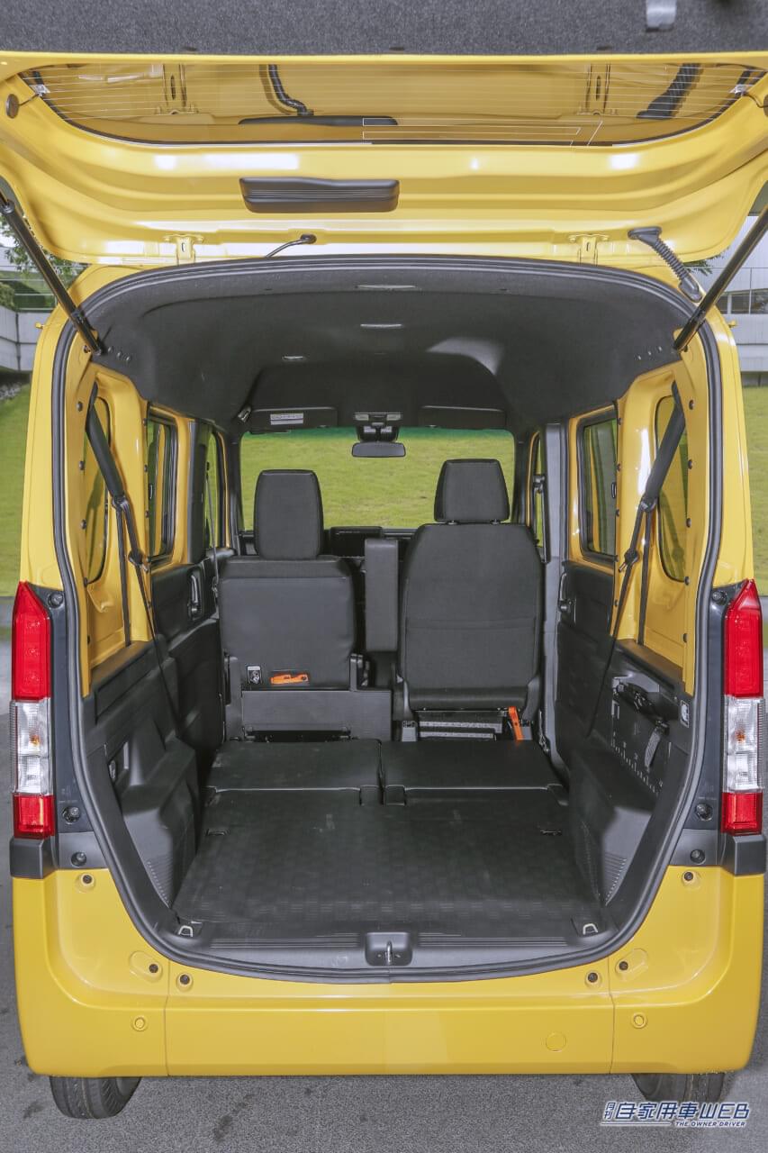 |商用車と侮るなかれ! 広々フラットな荷室狙いならば、有力候補に躍り出る実力派に注目すべし【ダイハツ・アトレー/スズキ・スペーシアベース/ホンダ・N-VAN】