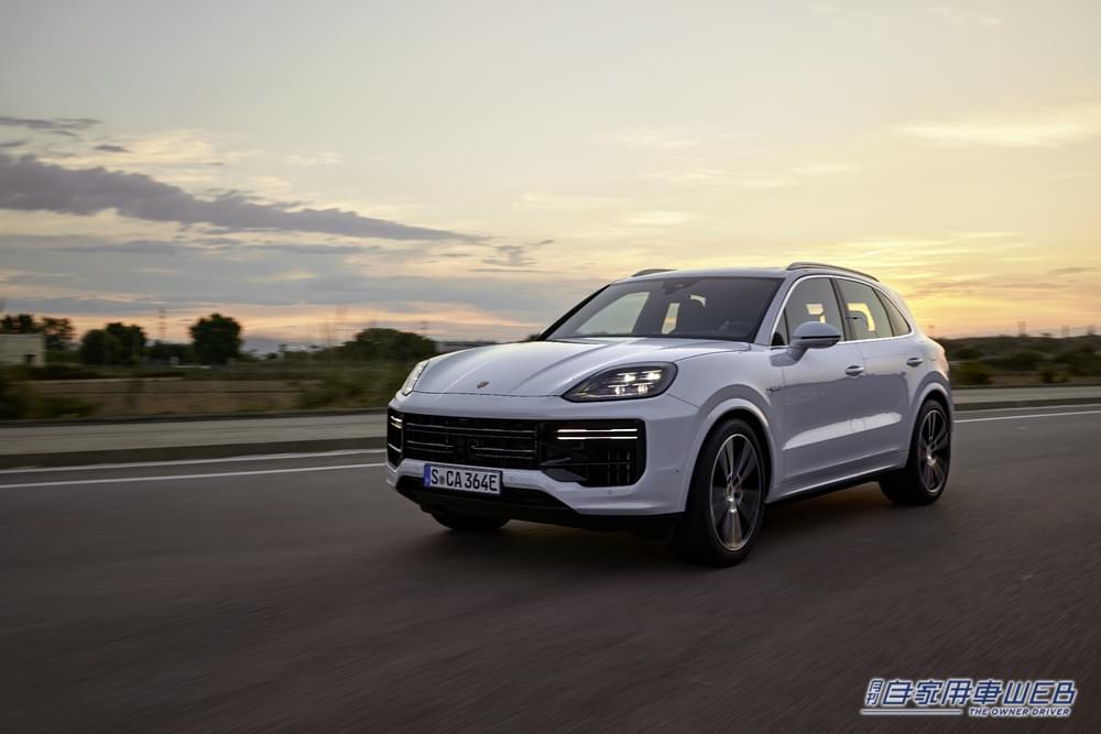 |ポルシェ、「新型カイエンターボE-ハイブリッド」の予約受注を開始。最高出力739PSを発揮する、カイエン史上最もパワフルなモデル