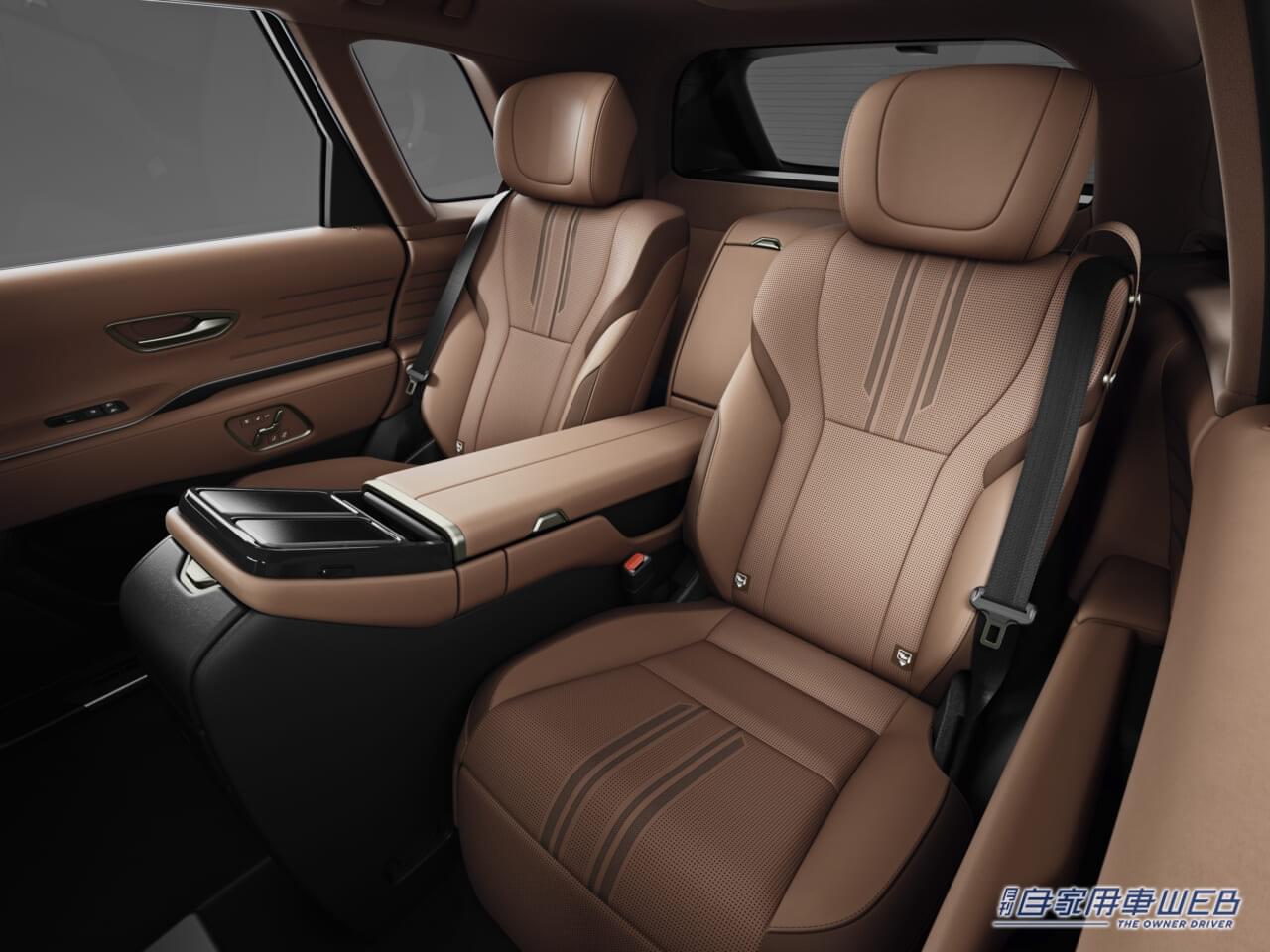 |培った伝統と最新技術が融合した、トヨタ最新「センチュリー」がデビュー