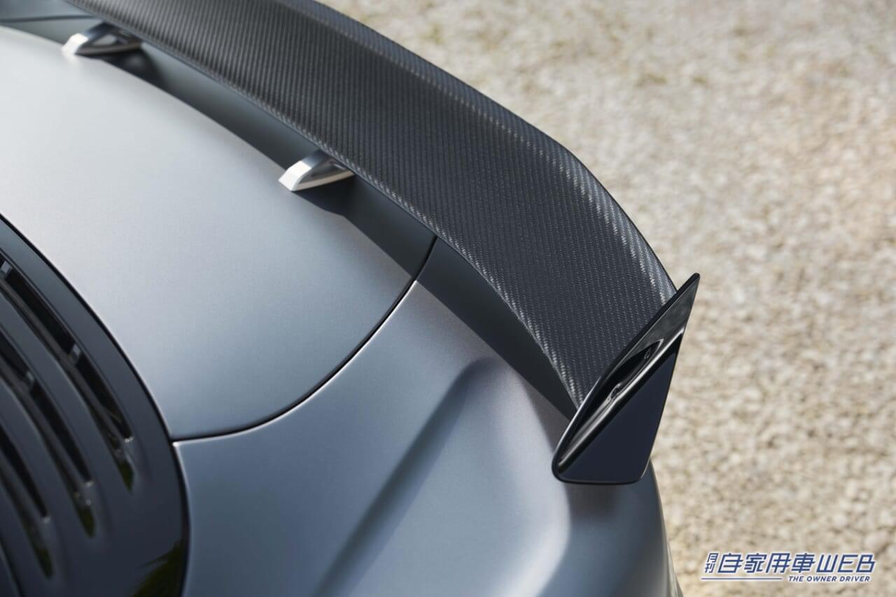 |F1のカーボン技術が注がれた世界限定モデル「アルピーヌ A110 S エンストン」を9月21日より受注開始。国内導入は20台を予定