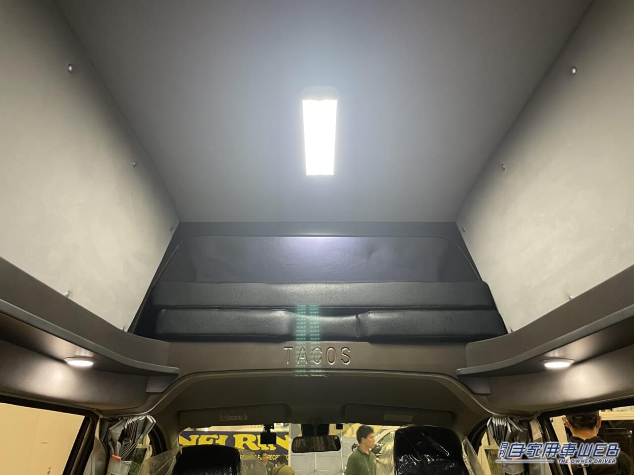 |ルーフが便利で個性的! 日産NV200バネットがベースのキャンパー