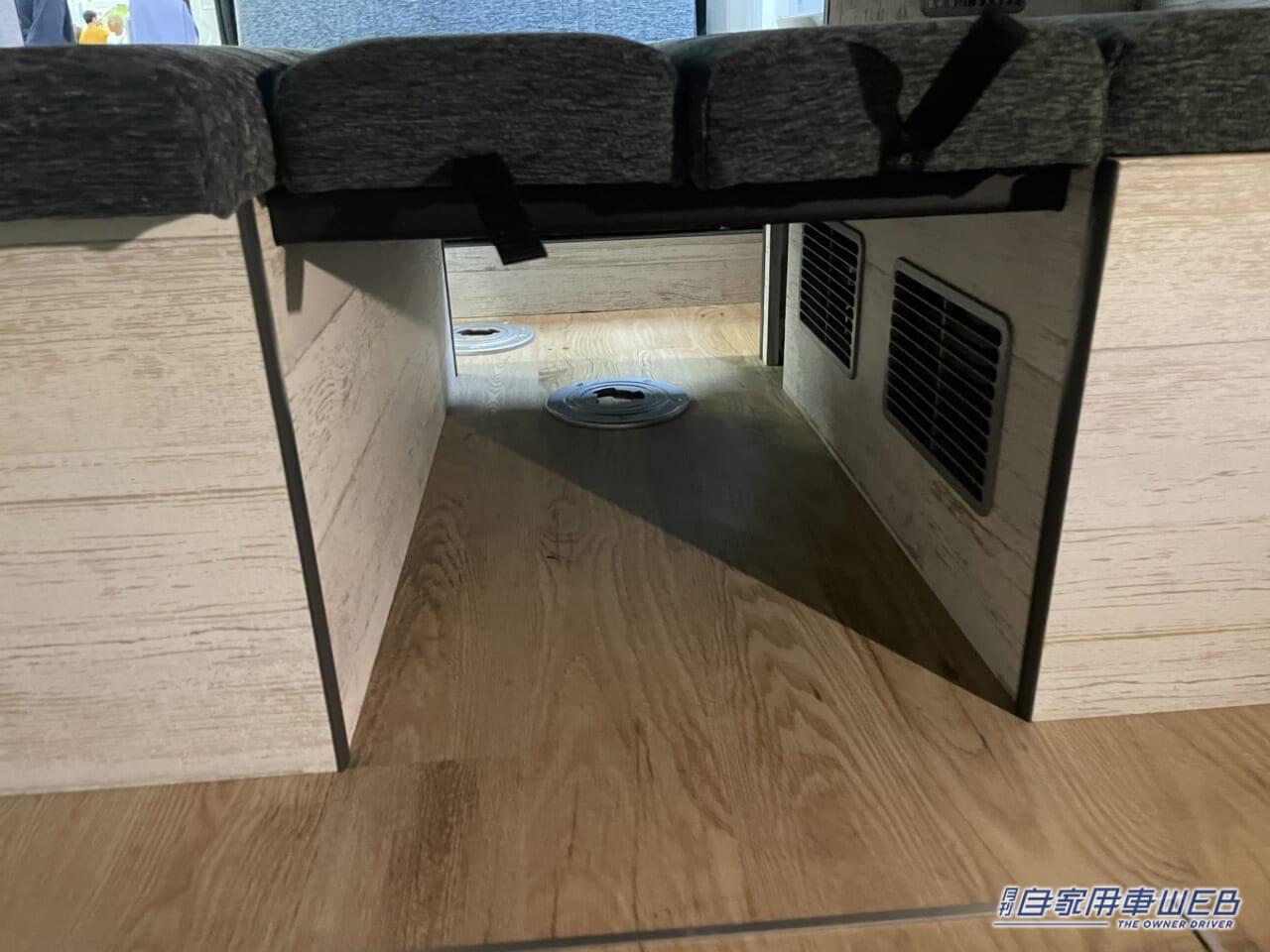 |2段になったフラットスペースが個性的! トヨタ ハイエースがベースのキャンパー