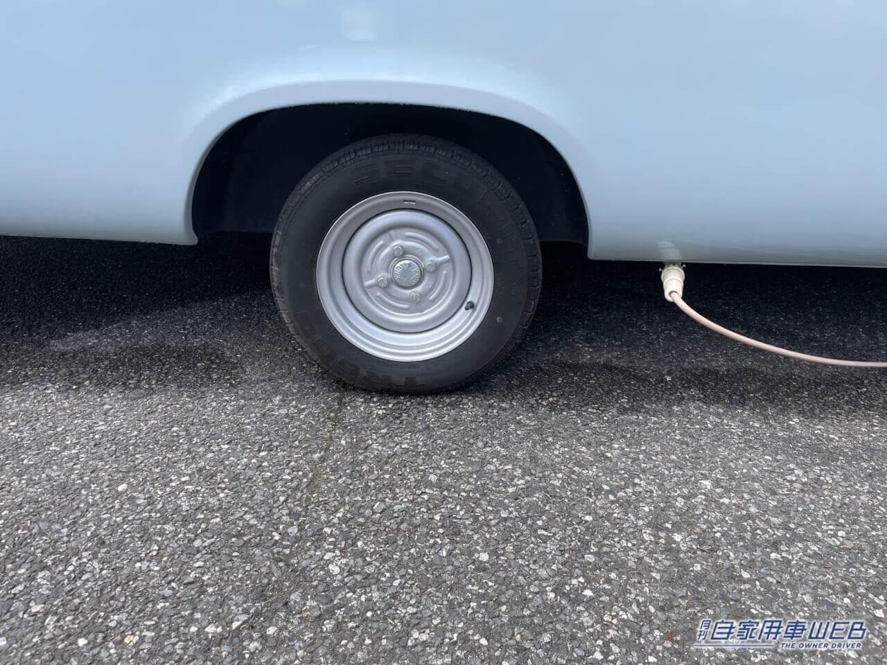 |移動する露天風呂! バスタブを備えたキャンピングトレーラー