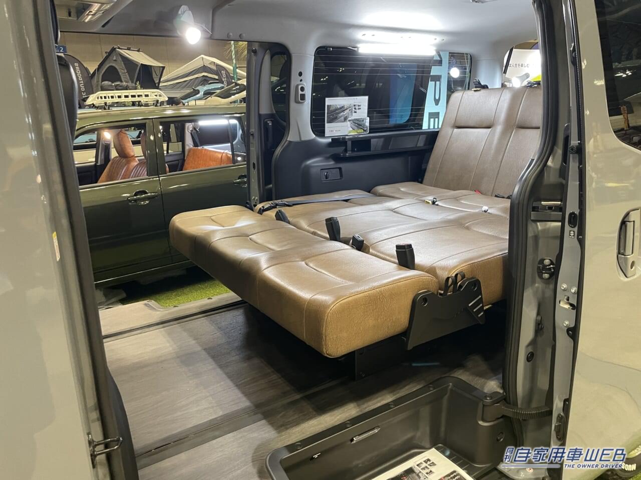 |シンプルで高級感もある! 日産キャラバンがベースのキャンパー