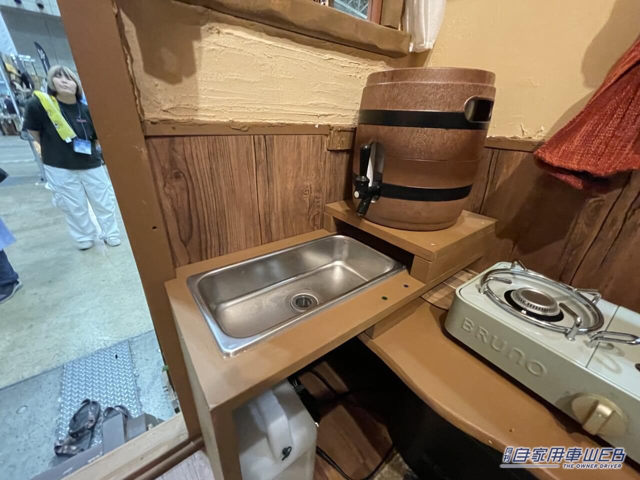 |まるでジブリの世界! 軽トラの荷台に積めるミニハウス