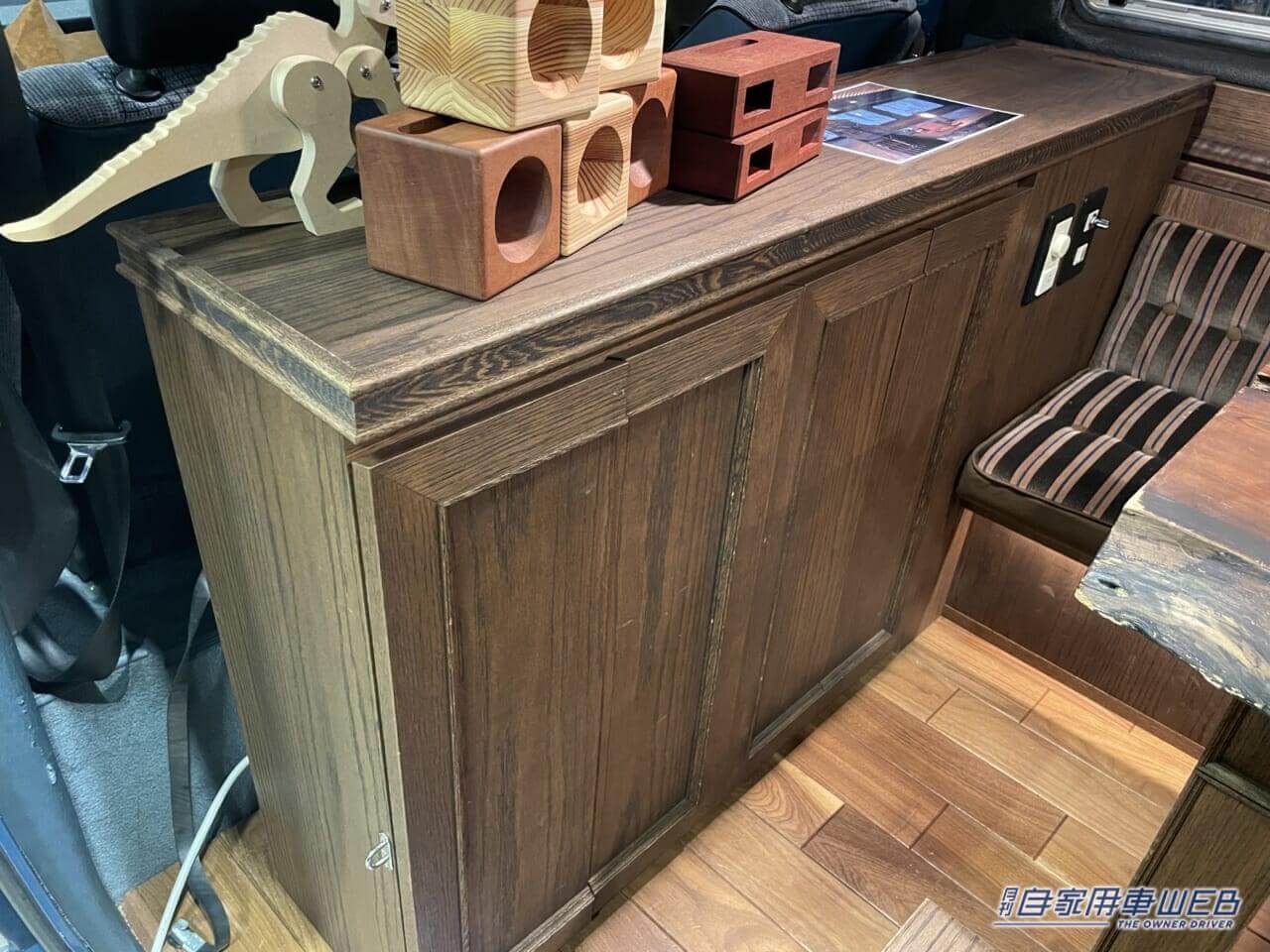 |レトロな輸入車の中は古民家! フォルクスワーゲン カラベルがベースのキャンパー