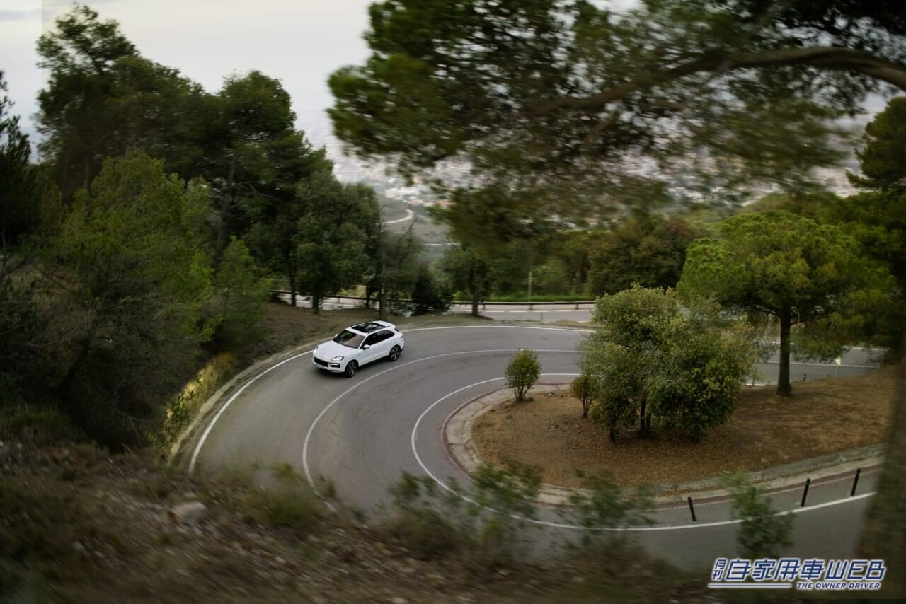 |ポルシェ、新型「カイエンS E-ハイブリッド」の発売を開始。カイエン選びの選択肢がさらに拡大