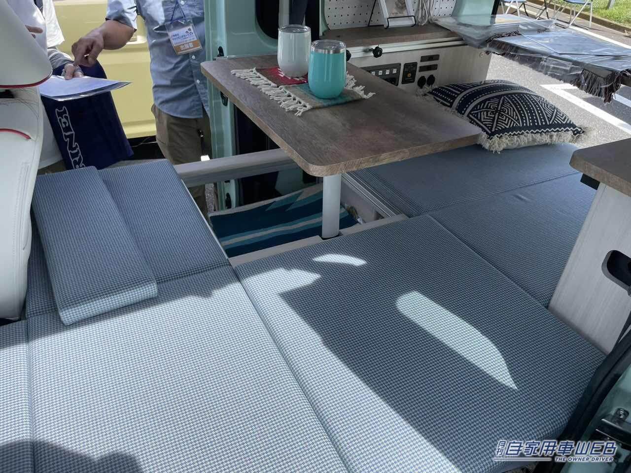 |「荻野目洋子の虫はともだち」仕様! ダイハツ ハイゼットカーゴがベースの軽キャンパー