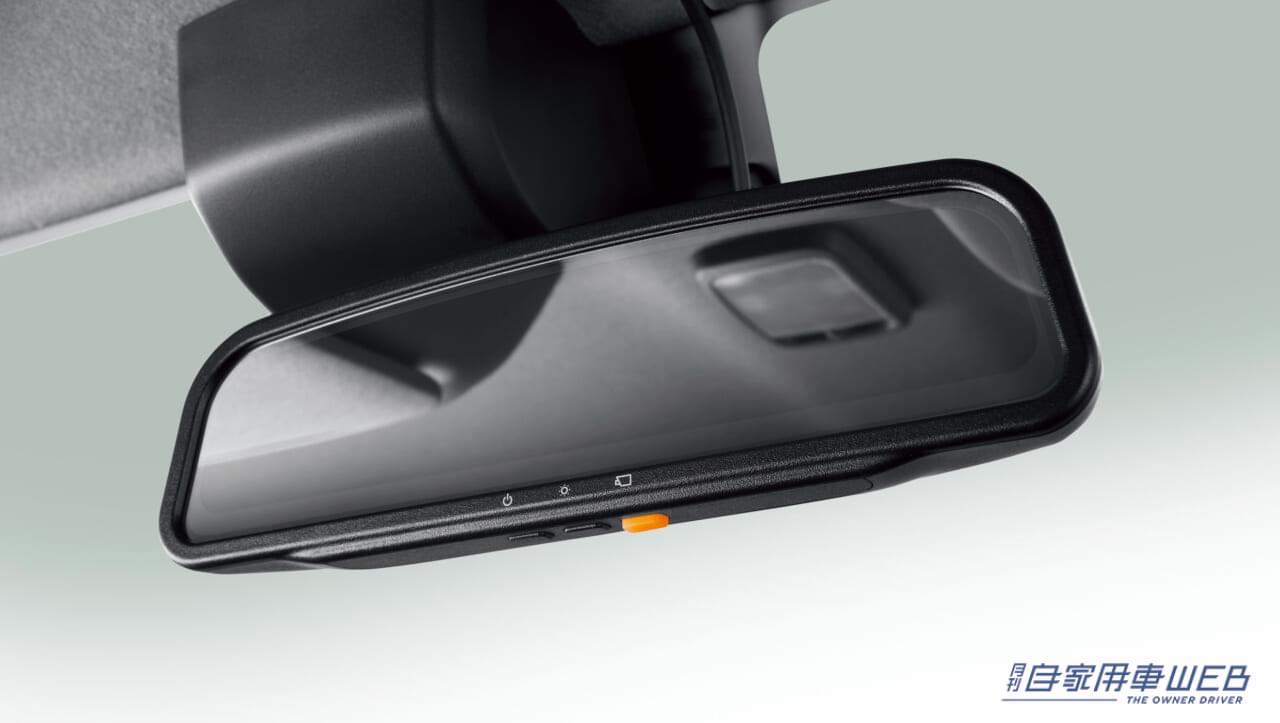 |トヨタ、ダイナ2t積系を一部改良。バックカメラ&デジタルインナーミラーを全車標準装備