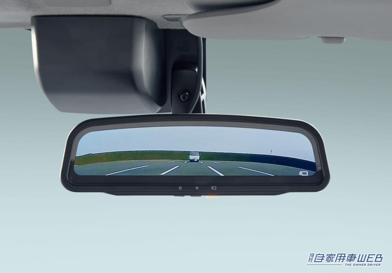 |トヨタ、ダイナ2t積系を一部改良。バックカメラ&デジタルインナーミラーを全車標準装備