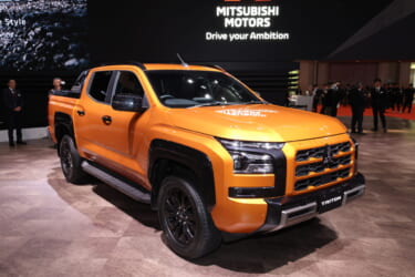 ミツビシ、2024年に導入予定のピックアップトラック「トライトン」を国内初お披露目、想定価格帯は498~540万円を予定