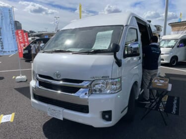 2人旅にピッタリな装備はこれだ! トヨタ ハイエースがベースのキャンパー