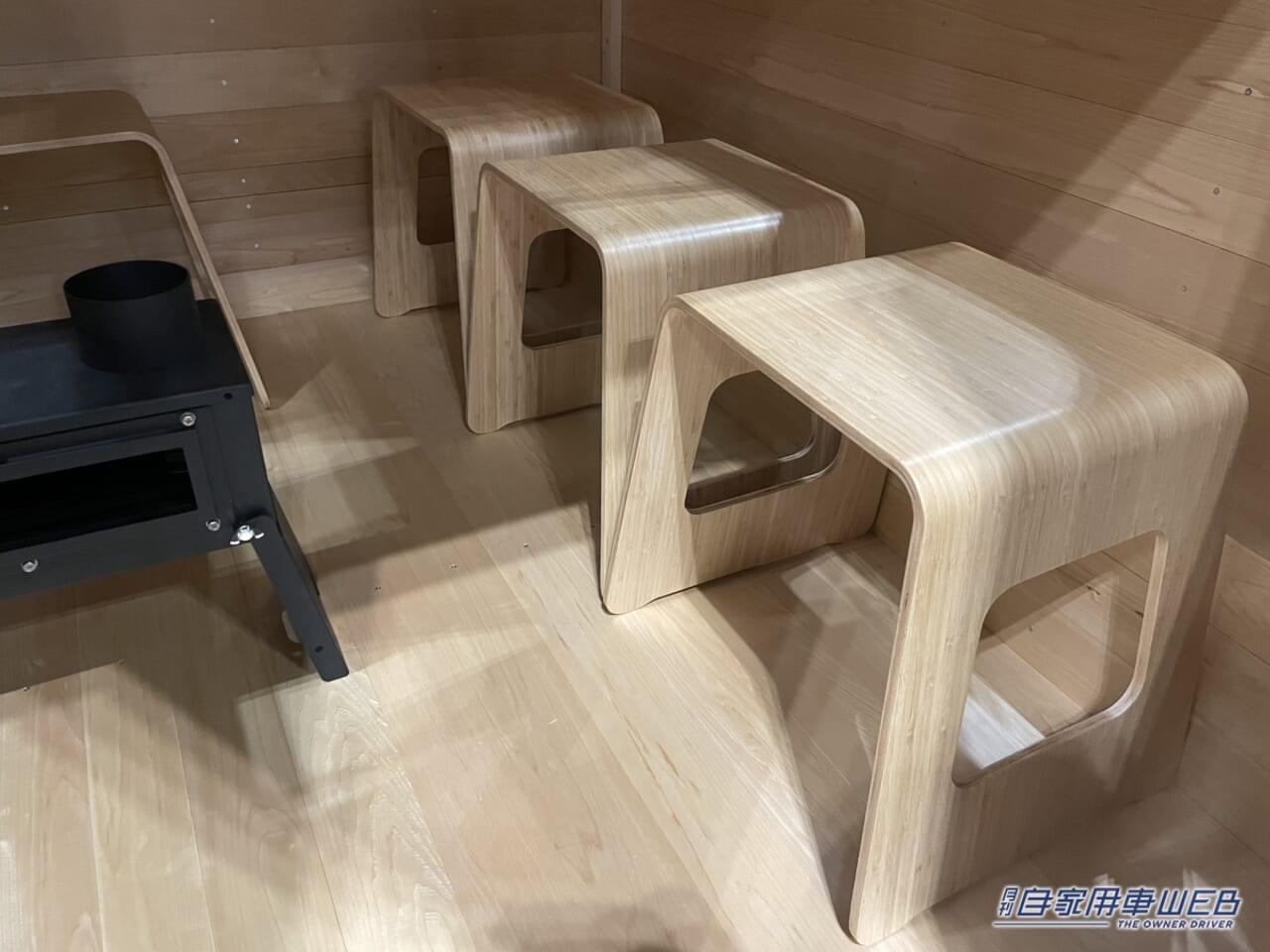 |軽トラの荷台に乗せるだけ! 移動式サウナを備えた軽キャンパー