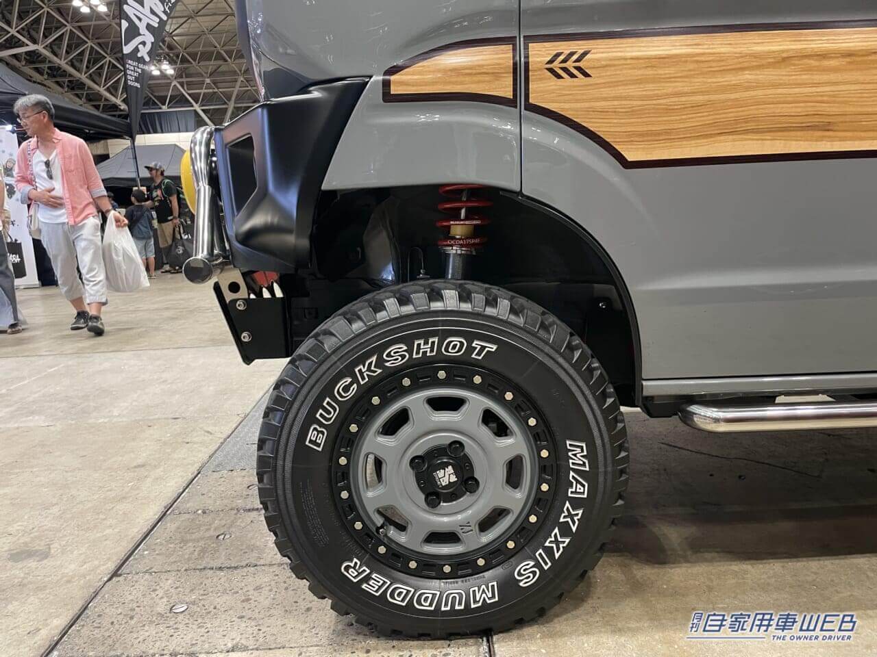 |斬新だぞ「軽バン」キャンパーカスタム。ジムニー過ぎる!スズキ エブリイがベースの釣り仕様!この迫力で軽自動車なんだ…