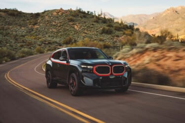 最強スペックを誇る「BMW XM Label」の国内導入を発表。世界限定車「BMW XM Label Red」も15台限定で発売