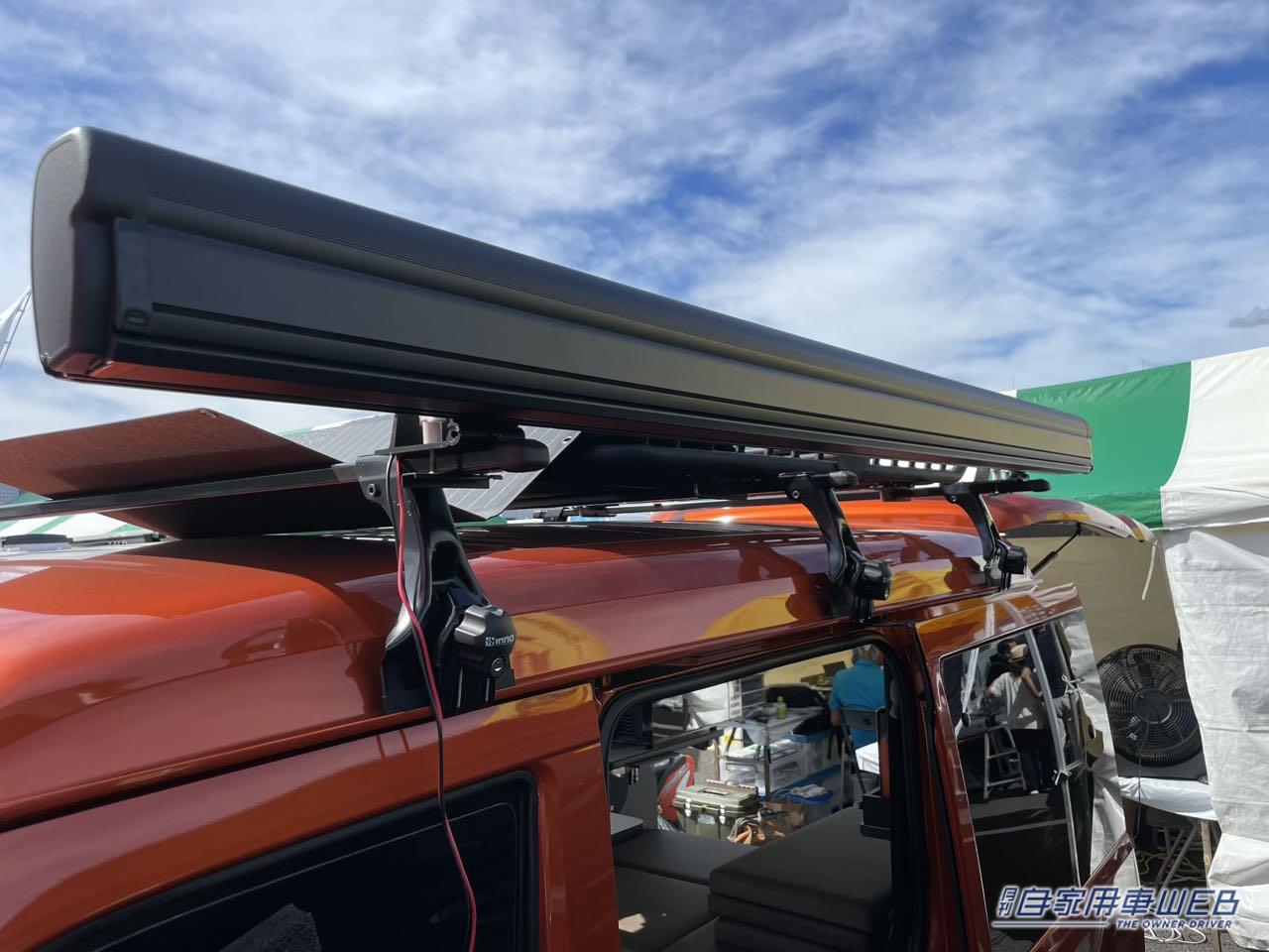 |「軽自動車を甘く見てた」「こんな部屋に住みたい」広いフラット面がスゴイぞ。ダイハツ・アトレーがベースの軽キャンパー