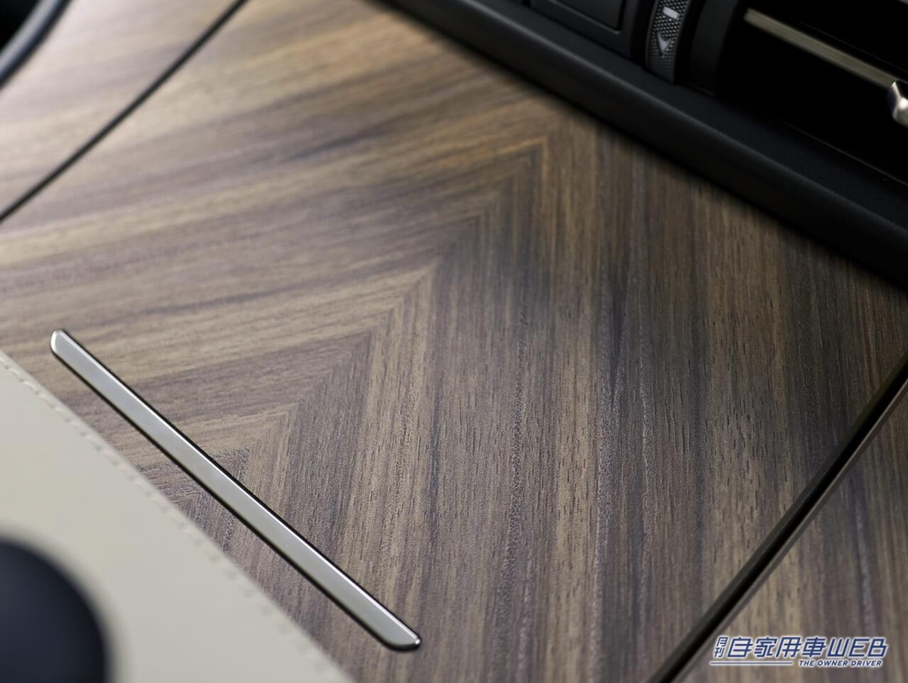 |新型レクサスLM、国内仕様を発表。導入グレードは「LM 500h」で、価格は2000万円に設定