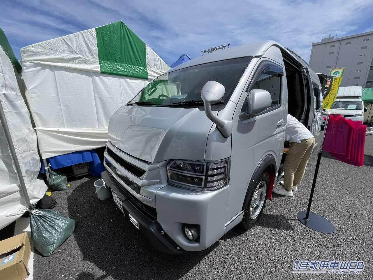 |二段ベッドがふたつ分! トヨタ ハイエースがベースのキャンパー