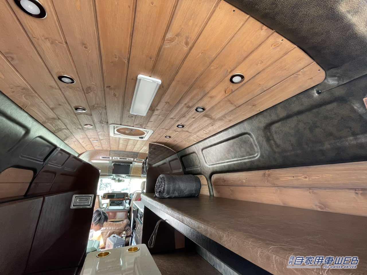 |二段ベッドがふたつ分! トヨタ ハイエースがベースのキャンパー