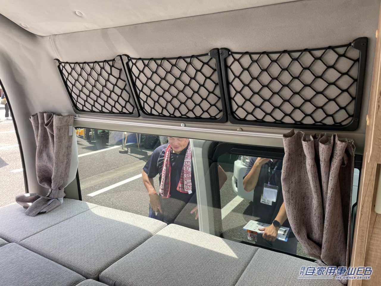 |広いフラットスペースとボックス席をレイアウト変更なしで使える! トヨタ ハイエースがベースのキャンパー