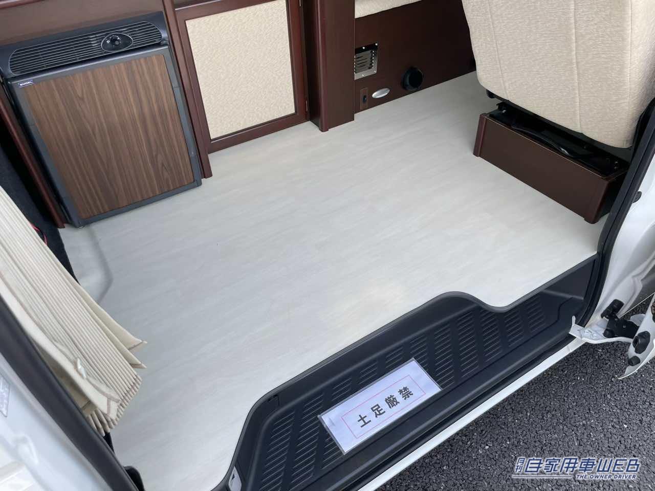 |「まるで家より快適」なキャンピングカー。走るたび、人生がととのう。トイレ・エアコン・常設ベッド “何もしなくていい車中泊” が叶うという贅沢。