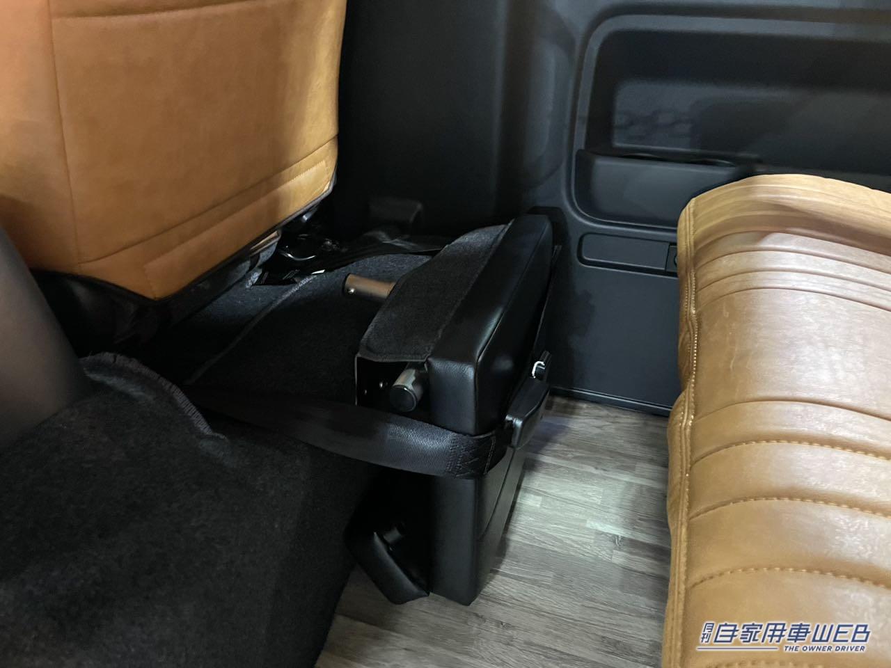 |車の中に座敷!? 足を伸ばしてくつろげるトヨタ ハイエースがベースのキャンパー