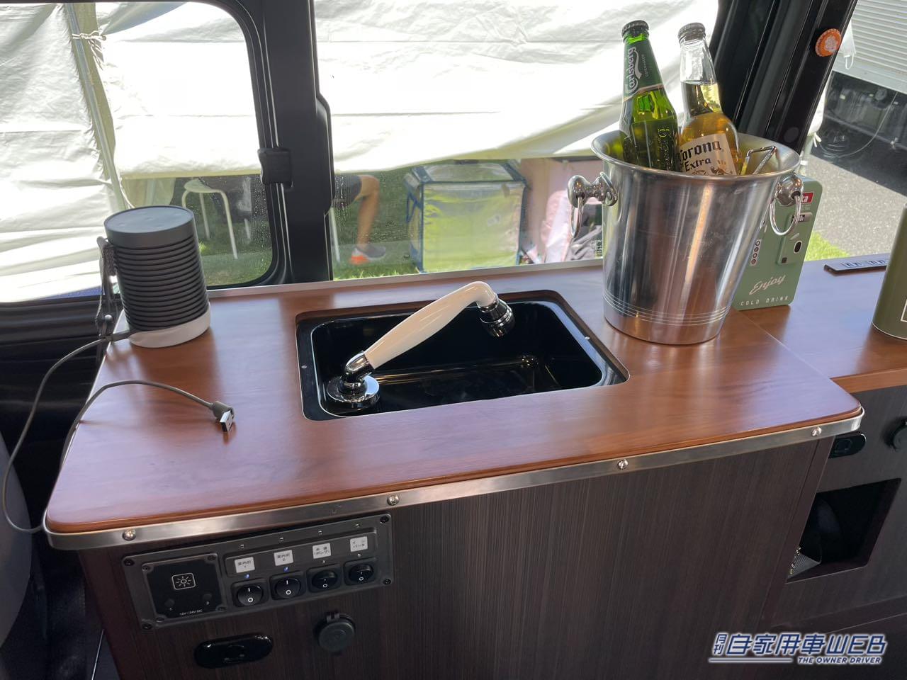 |充実装備で広さも最高! トヨタ ハイエースがベースのキャンパー