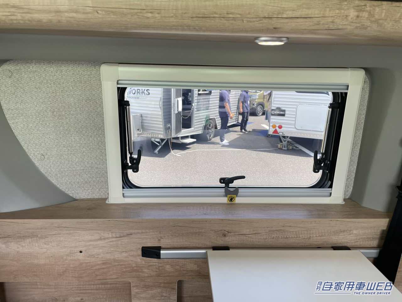 |広いフラットスペースとボックス席をレイアウト変更なしで使える! トヨタ ハイエースがベースのキャンパー