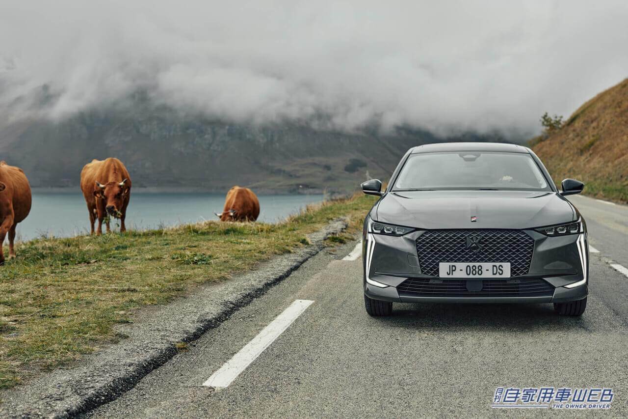 |プレミアムスポーツの魅力を高めた特別仕様車「DS 4 PERFORMANCE LINE」を発売