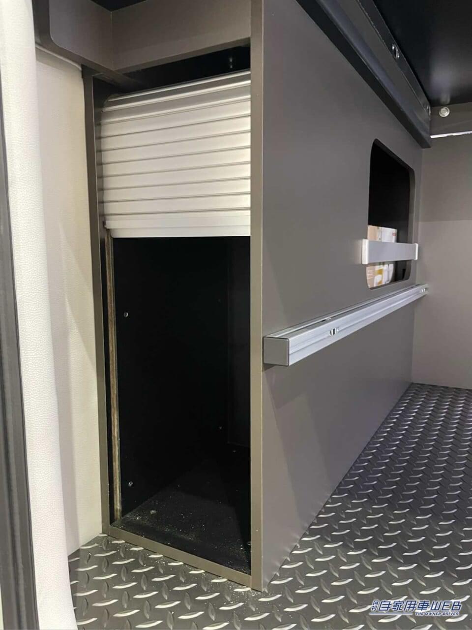 |モダンなインテリアと機能的なベッドが自慢! トヨタ ハイエースがベースのキャンパー