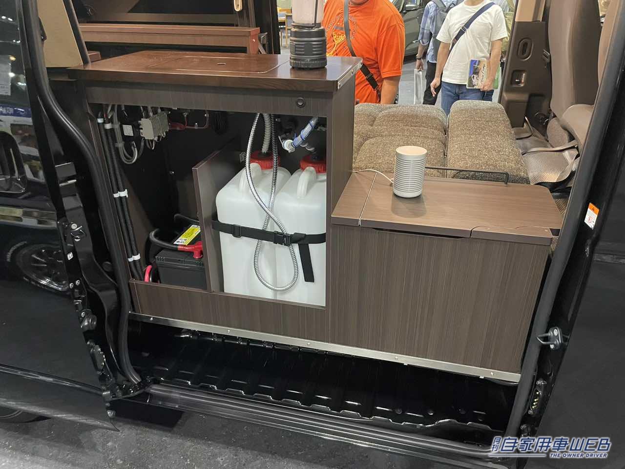 |ワイルド&ラグジュアリーな車を求めているならこれ! トヨタ ハイエースがベースのキャンパー