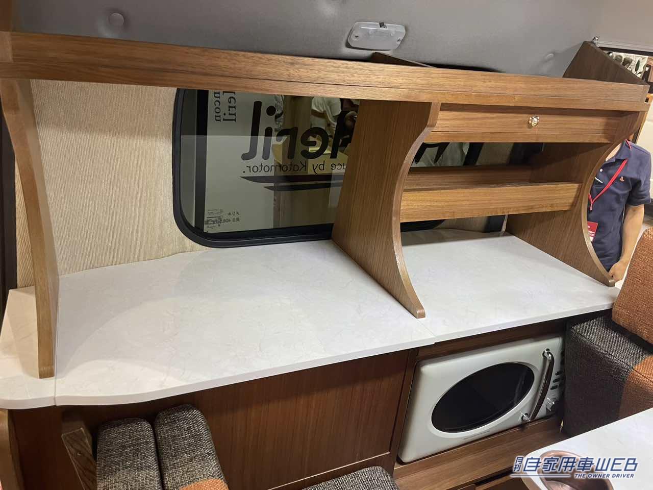 |3列シートで装備もバッチリ! トヨタ タウンエースがベースのキャンパー