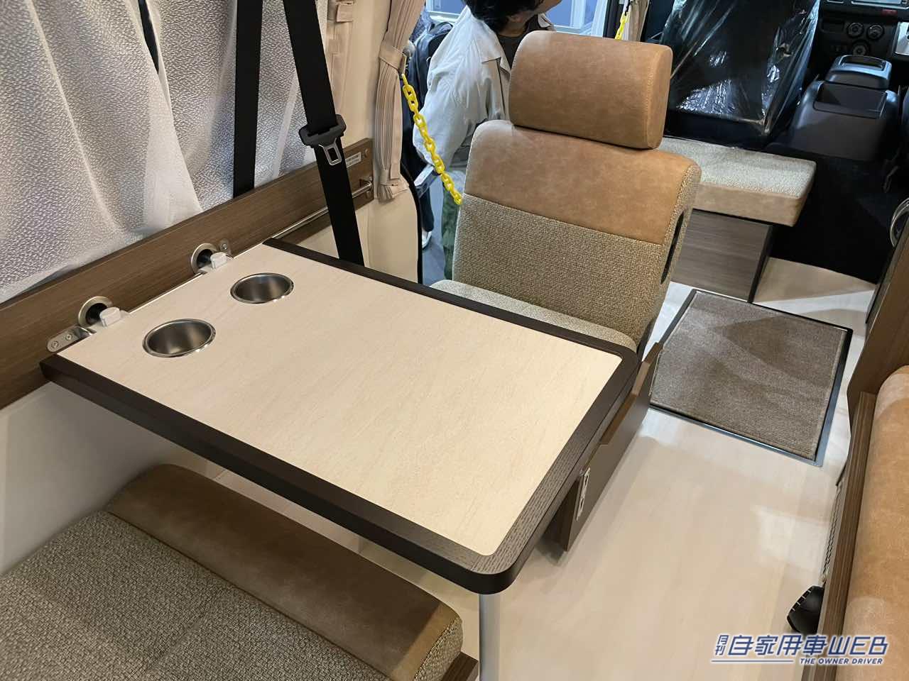 |シートレイアウトの幅が広い! トヨタ ハイエースがベースのキャンパー