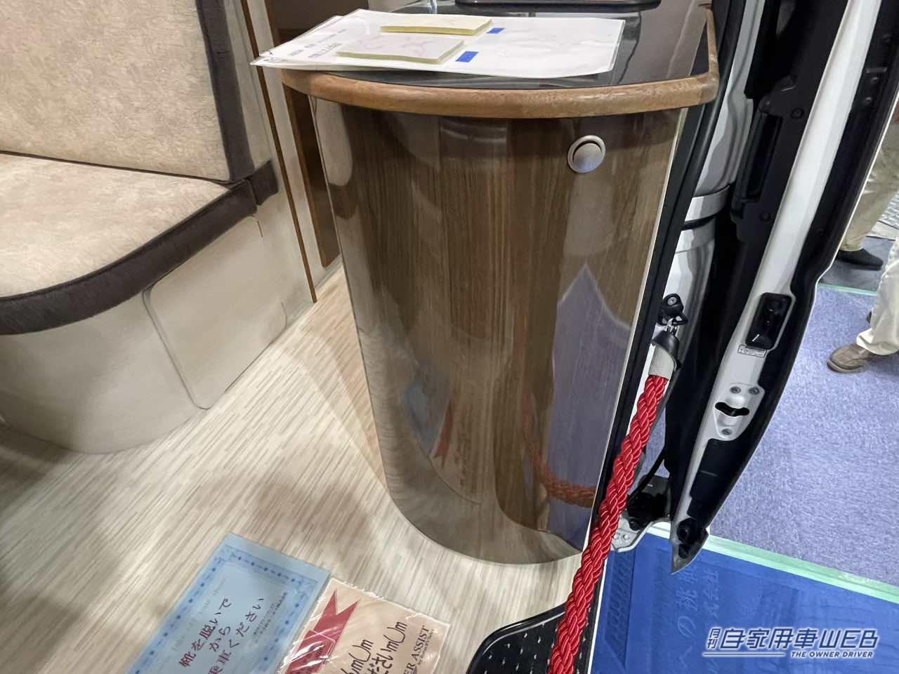 |救急車と同じ車体で作られた! トヨタ ハイエースがベースのキャンパー