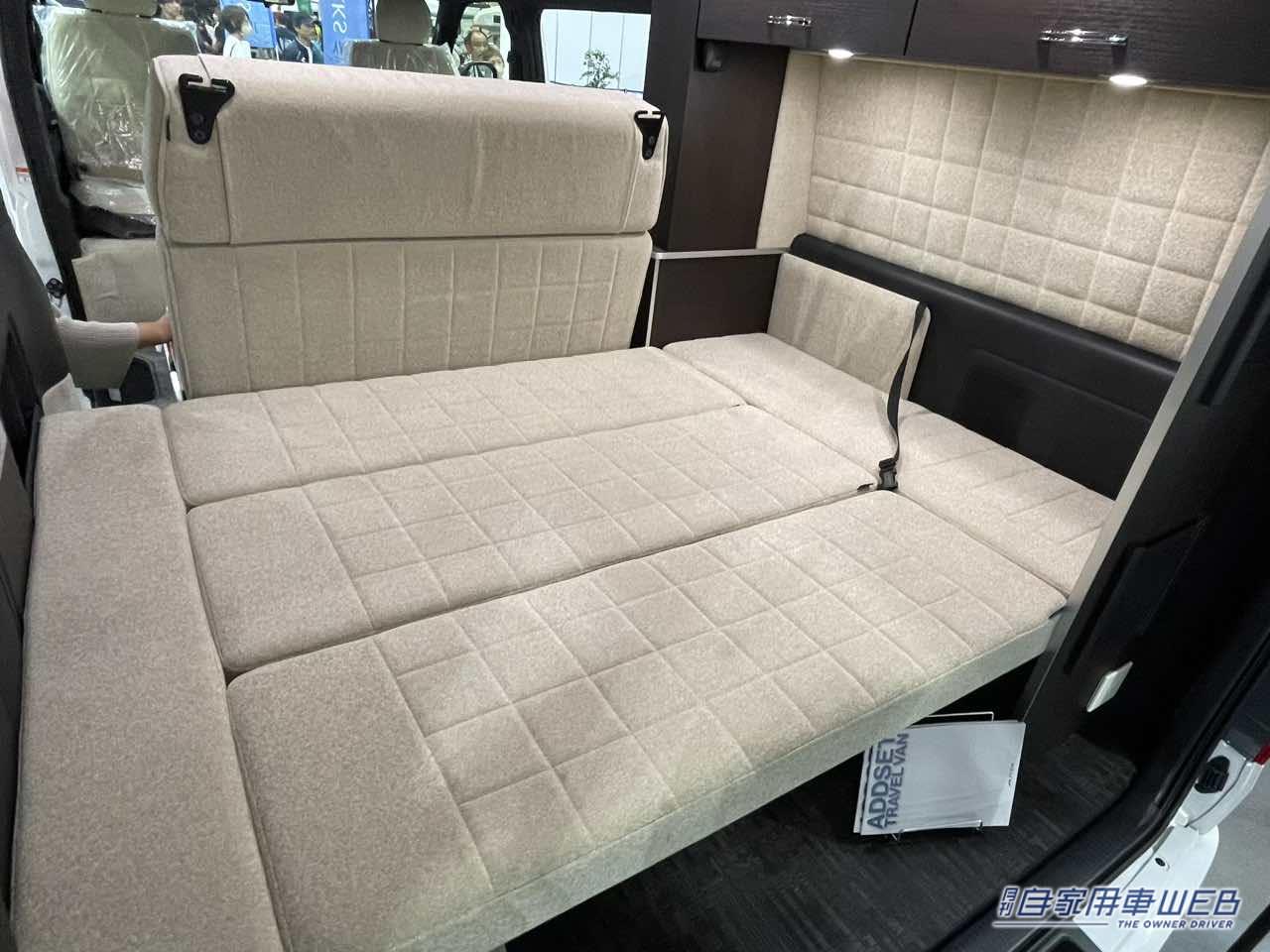 |車の中はホテルのベッドルームのよう! トヨタ ハイエースがベースのキャンパー