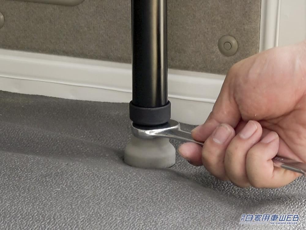 |スッキリ収納できて取り付け簡単! スズキ エブリイ用車載ラック『ワーカーゴー』