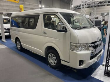 車外でシャワーが使える! トヨタ ハイエースがベースのキャンパー