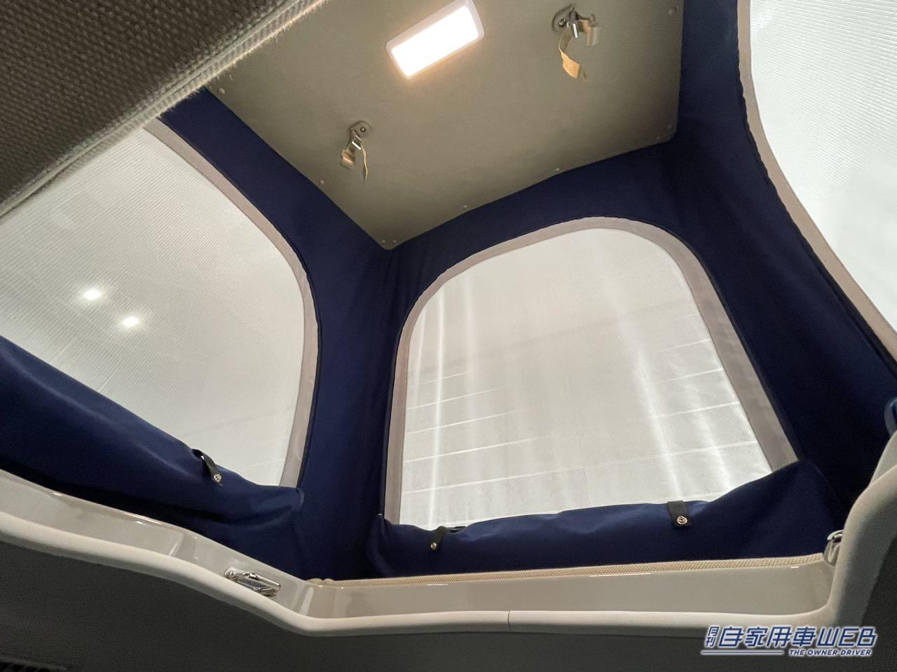 |斬新すぎるトヨタ・ミニバン「新幹線みたい」「凄いぞコレは…」キャンプブームの次は“車中リビング”。街乗OK!週末はキャンピングカーになる2倍楽しめるミニバン。