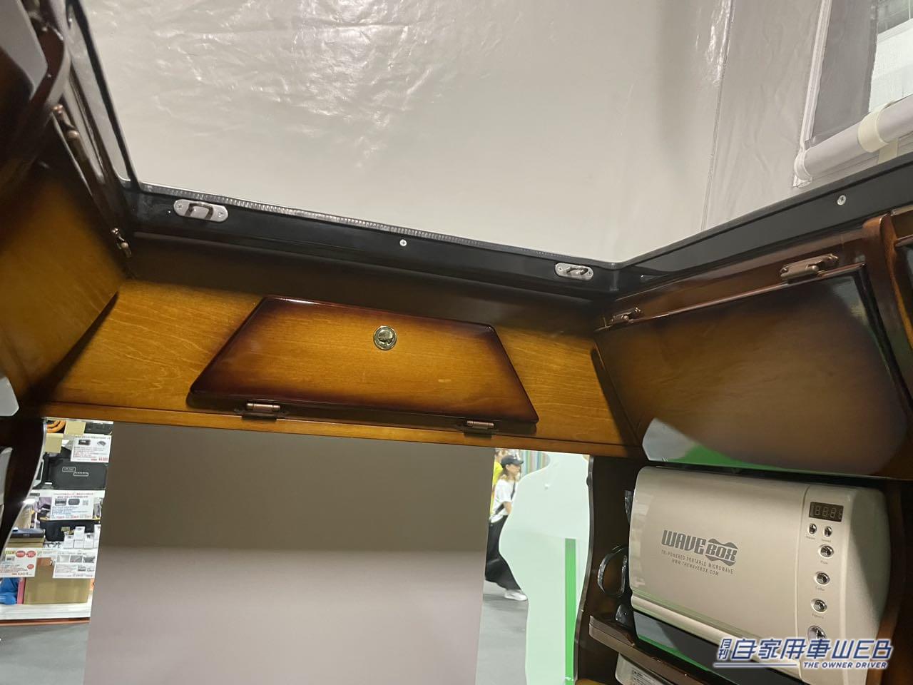 |スズキ エブリイにロバート馬場さんのラッピング! BS-TBS「走る別荘! 車中泊の旅」仕様の軽キャンパー