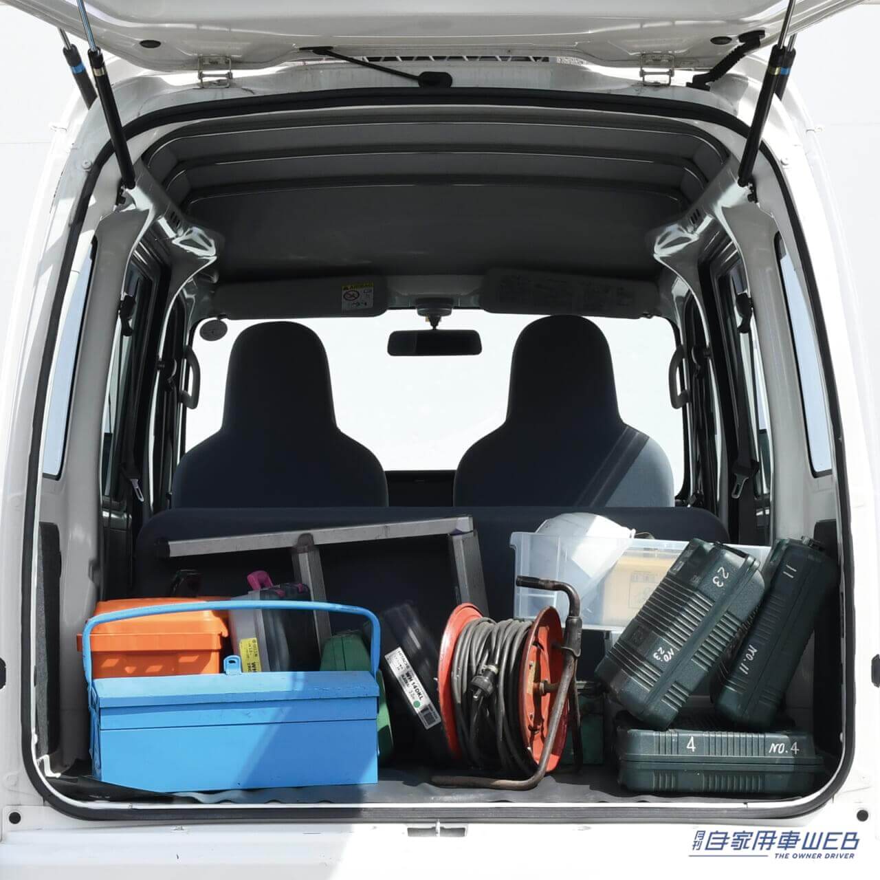 |スッキリ収納できて取り付け簡単! スズキ エブリイ用車載ラック『ワーカーゴー』