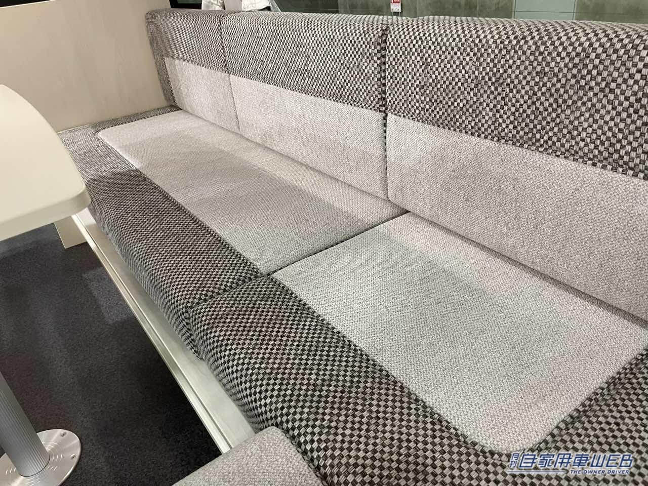 |車外でシャワーが使える! トヨタ ハイエースがベースのキャンパー