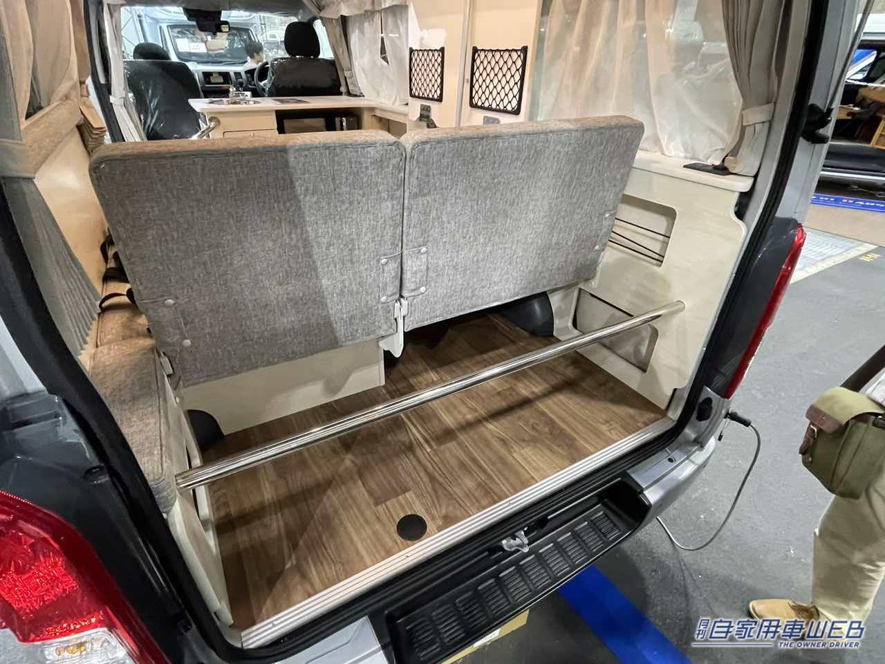 |広いフラットシートが便利で快適! トヨタ ハイエースがベースのキャンパー
