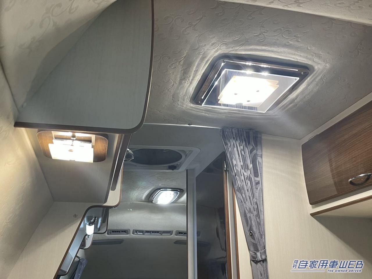 |救急車と同じ車体で作られた! トヨタ ハイエースがベースのキャンパー